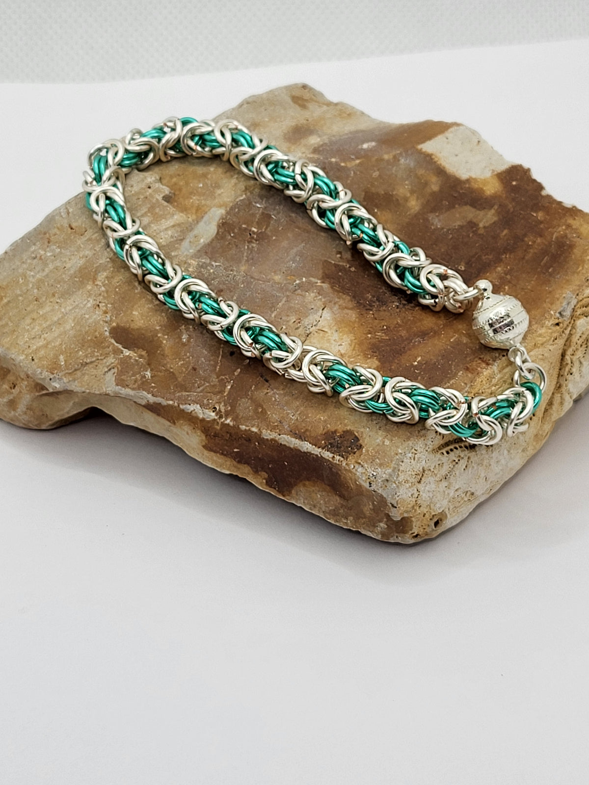 Byzantine Weave Bracelet in blue/green and silver