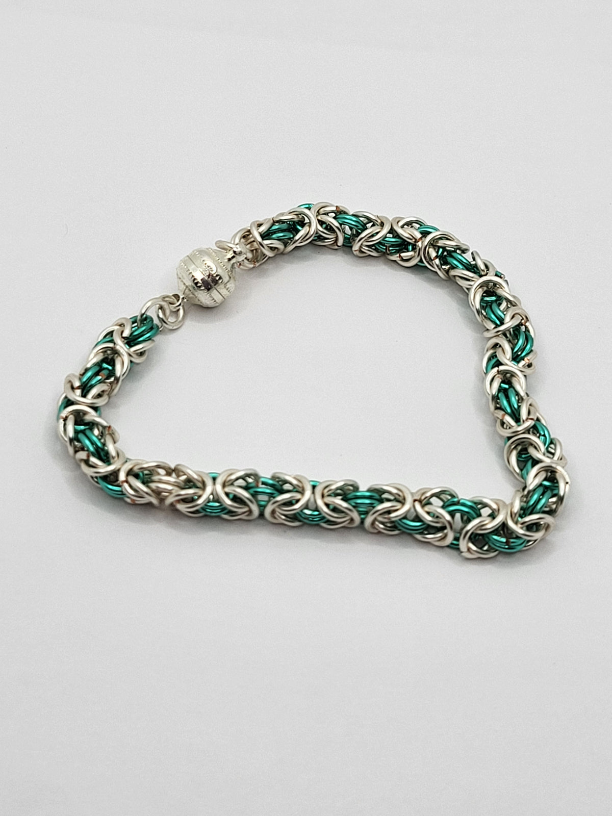 Byzantine Weave Bracelet in blue/green and silver